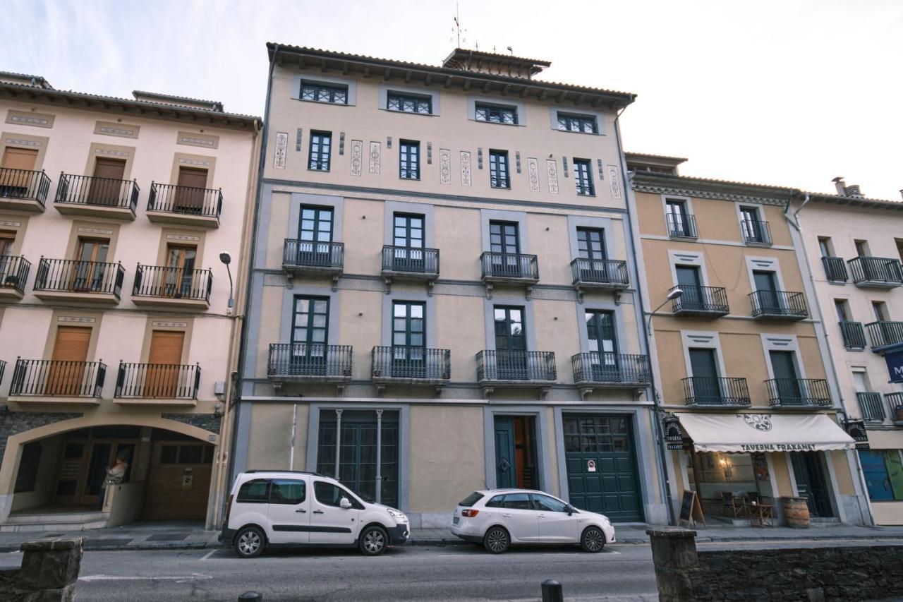 Magnolia Can Mateu, Bonito Apartamento Centrico Con Parking Camprodon Exterior photo